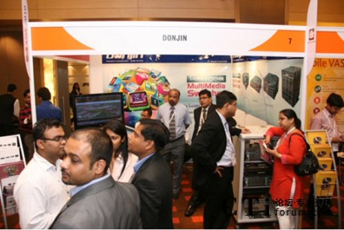 �|�M���gչ�_ǰ�^���j�[���^