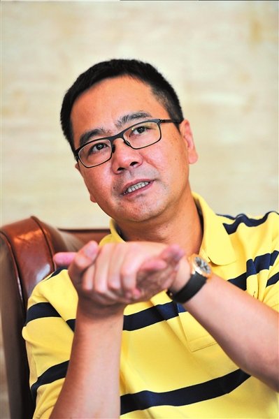 UT˹�_(d��)��CEO�R��