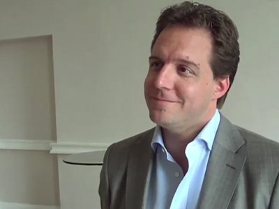 ���x��Symbian�����(hu��)��(zh��)�ж��������˹